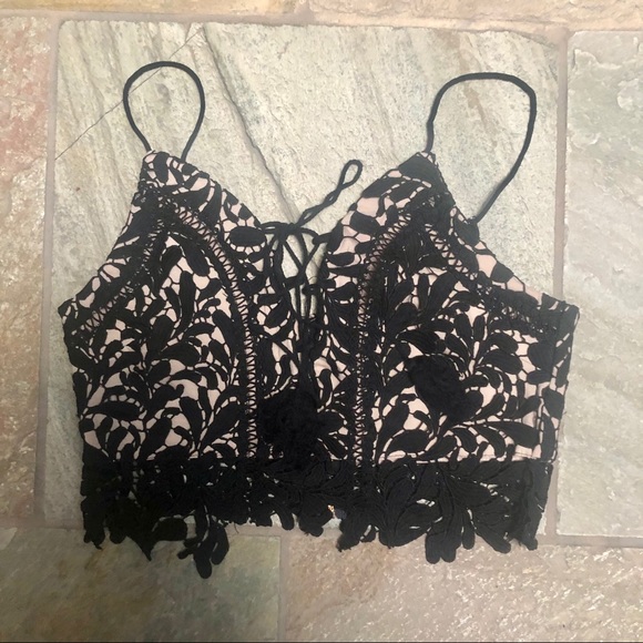 Lace crop top - Picture 3 of 7